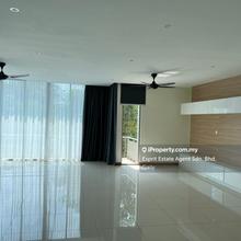 Spacious living n bedrooms,well maintained good neighbourhood n safe