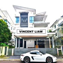 3 Storey Modern Bungalow 