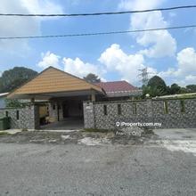 Single Storey Bungalow House@Sg Chua For Rent 