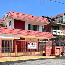 Exclusive Listing: Freehold I Nice location
