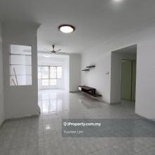Permas Ville, Permas Jaya, low floor, Partial furnished, gng