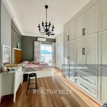 Seaview Unit - Fully Renovated & Furnished