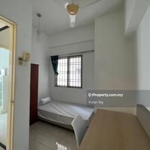 Kelana Mahkota Kelana Jaya small Female Room 