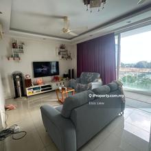 Super Cheap! Freehold! Pool view