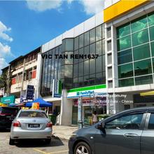 4 Storey Shoplot for Sale !