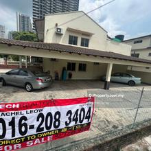 Large corner house with great exposure and ample parking