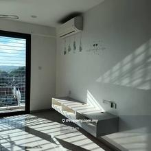 Epic Residence Bukit Puchong Near Taylor International School 