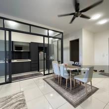 High floor unit with good view plus view of greenery. spacious layout