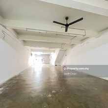 Ground Floor Intermediate Bukit OUG For Rent