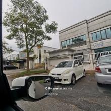 Renovated 4-Sty Warehouse - Kota Damansara - Lift - Main Road Frontage