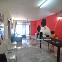 Indah Villa condo Walking distance to Sunway Pyramid & University