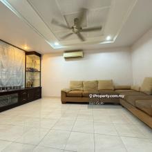 Fully Renovated Furnished 2 Stry Terrace House Opposite Icon City
