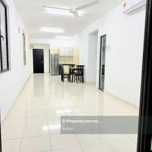 Available Now 3 Bedrooms with Fridge Indah Alam Condo Shah Alam
