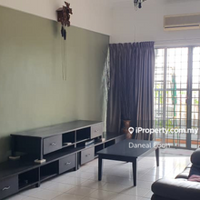 La Vista Puchong Condo for Sale 4room 2bath Partly Furnished Renovated