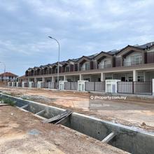 Rumah Baru 2 Tingkat Teres 20x80 di Lukut Port Dickson 