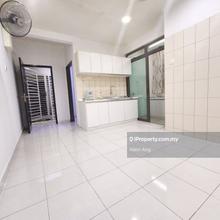 Freehold 4 Bedrooms 2 Car Park