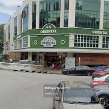 Puchong Puteri 2 Corner Lot Office Showroom Full-height tempered glass