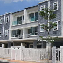 Good Condition 3 Storey Superlink House @ Seri Jalil , Bukit Jalil