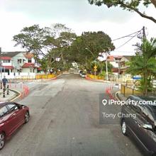 Nearby to amenities. Good Feng Shui Facing North