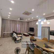 Highest renovated Corner floor good view, high end furniture