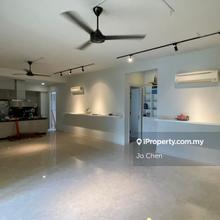 7 mins walk to french international school