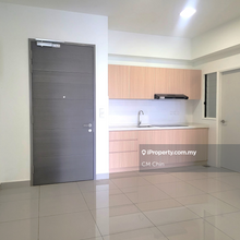 Partially Furnished Akasa Condo, Balakong, Cheras