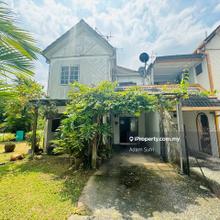 Corner Lot & Renovated Double Storey Teres Seksyen 24 Shah Alam