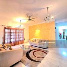 Freehold Extra Land Peaceful Area