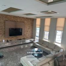 3 storey bungalow for rent at subang jaya, fully furnished