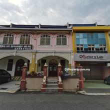 2 sty shoplot at Ipoh town