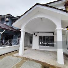 Brand New Condition Unit with Brand New Tiles, 2.5 Storey Terrace