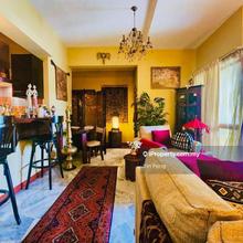 Strike a balance Between Spacious Outdoor & Cozy Indoor but in a Condo