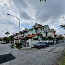 Semi D ground floor with proper room