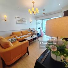 Well renovated. ID designed. Pool View. car park close to lift. 