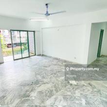 Huge Balcony Freehold Level 1 Refurbished