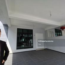 Super Below Market Price. Gated Guarded 2sty House. Welcome Viewing