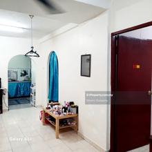 Low-Cost Flat in Gugusan Semarak in Kota Damansara for Sale