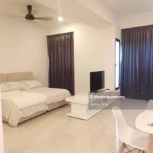 Studio unit above shopping mall directly connected to MRT/LRT