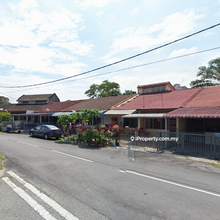 Quiet Community, Single Storey Basic House, Easy Access to KL City