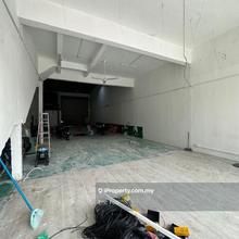 Subang 2 / U5 / 1.5 Storey Linked Factory for Rent / Ready to move in