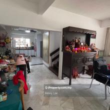 Taman Kok Lian (Corner House ) big space 