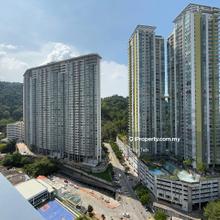 High Floor Garden View Unit - Comes with 2 Carpark lots