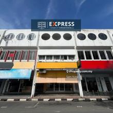 Triple Storey Shoplot at Jalan Gardenia, Miri