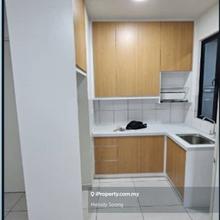 Actual unit!Walking distance to mall and mrt!