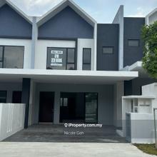 Sierra Hijauan 2 storey house for rent 