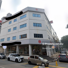 Corner Main Road Office