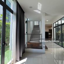 Private Terrace , 3-Storey corner Hillhome
