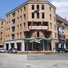 Shop for Sale,corner unit,tenanted,facing road,mature township,view 