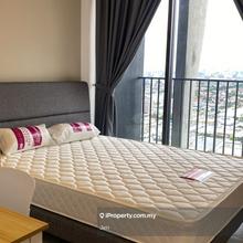 Yolo Signatures Suites Bandar Sunway Masterbedroom with Balcony Rent