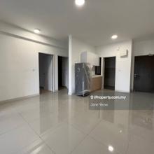 Partial furnished with kitchen cabinet, aircond, fridge and 1 carpark
